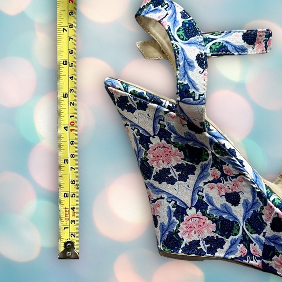 Just Fab Women’s Blue Pink Platform High Heel Floral Wedges Shoes Size 7.5 - Picture 5 of 7